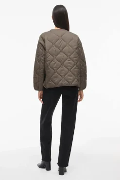 Abrigo acolchado ultraligero