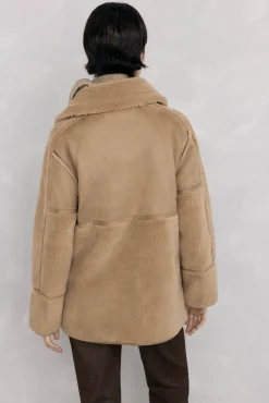 Abrigo combinado texturas