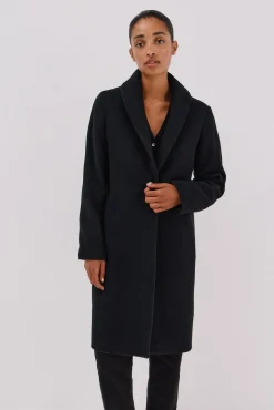 Abrigo con detalle efecto pelo