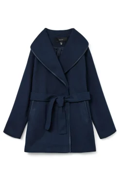 Abrigo corto de paño