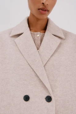 Abrigo corto desestructurada