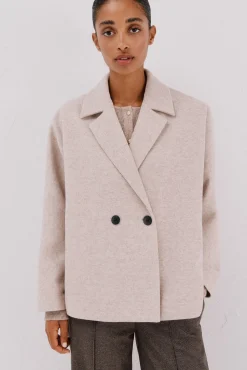 Abrigo corto desestructurada