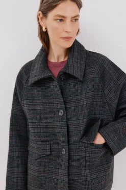 Abrigo corto tejido cuadros