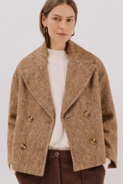 Abrigo corto tejido estructura