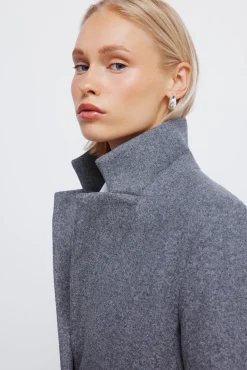 Abrigo cuello solapa tacto suave