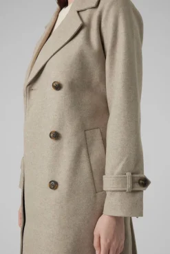 Abrigo de paño manga larga