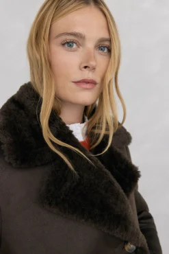 Abrigo doble faz borrego