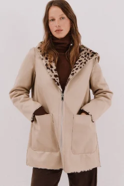 Abrigo efecto doble faz reversible