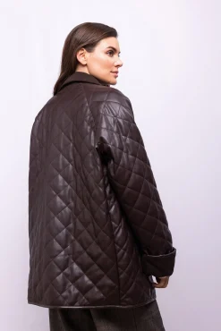 Abrigo efecto piel acolchado