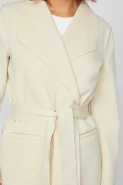 Abrigo largo anudado