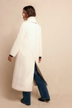 Abrigo largo con cuello esmoquín