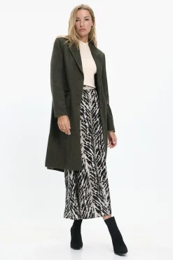 Abrigo largo de paño y espiga