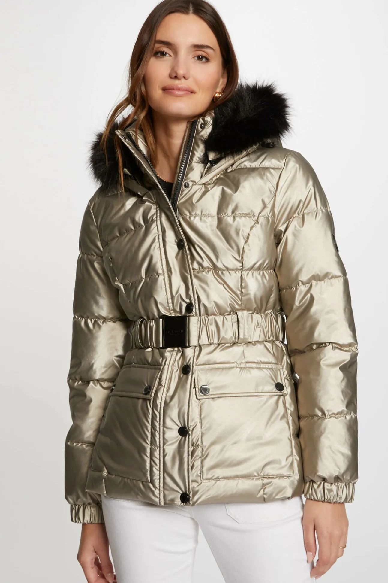 Abrigo metalizado con capucha