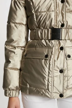 Abrigo metalizado con capucha