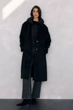 Abrigo y chaleco interior