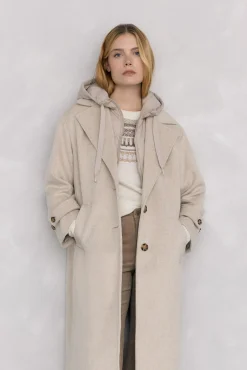 Abrigo y chaleco interior