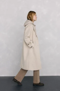 Abrigo y chaleco interior