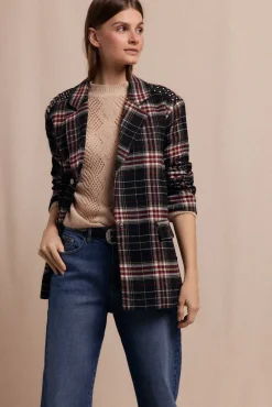 Americana cuadros con tachas