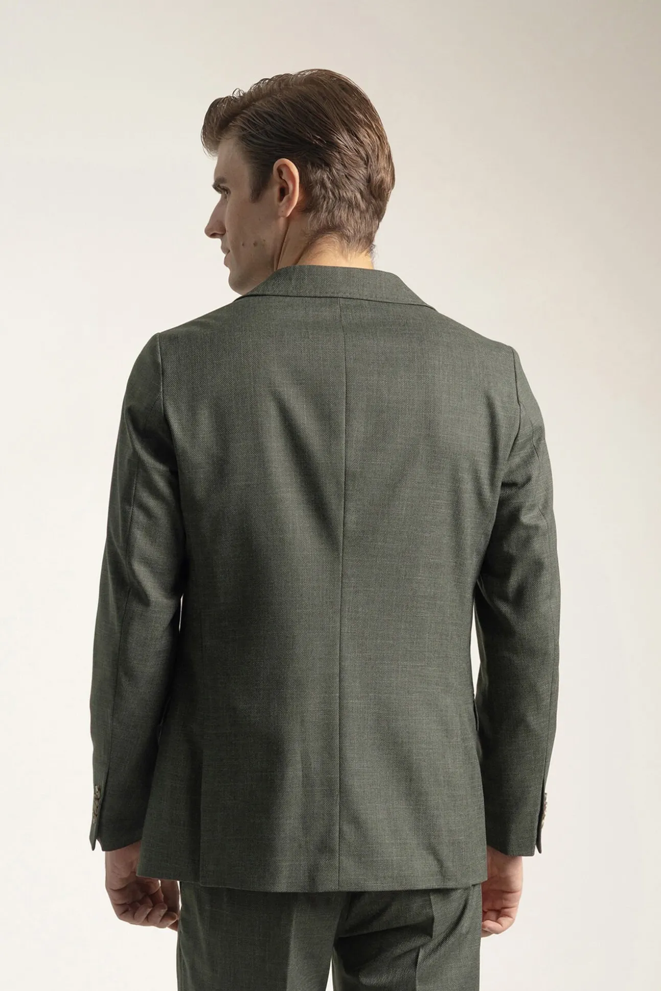 Americana estructura verde