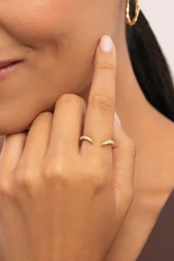 Anillo Peak Scarlett Spark Plata Baño Oro