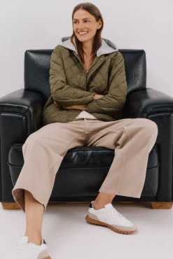 Anorak corto capucha sudadera