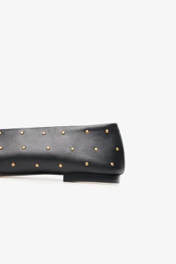 Bailarina tachas piel