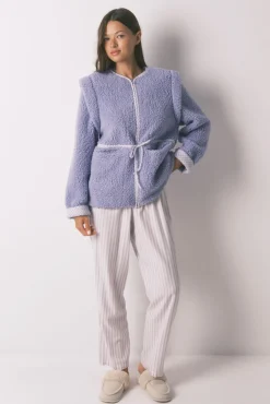 Bata corta borreguito lila