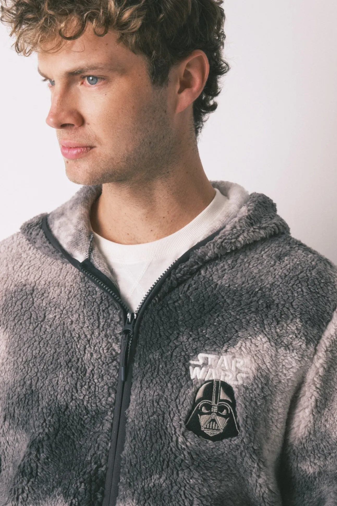 Bata corta hombre borreguito gris Star Wars