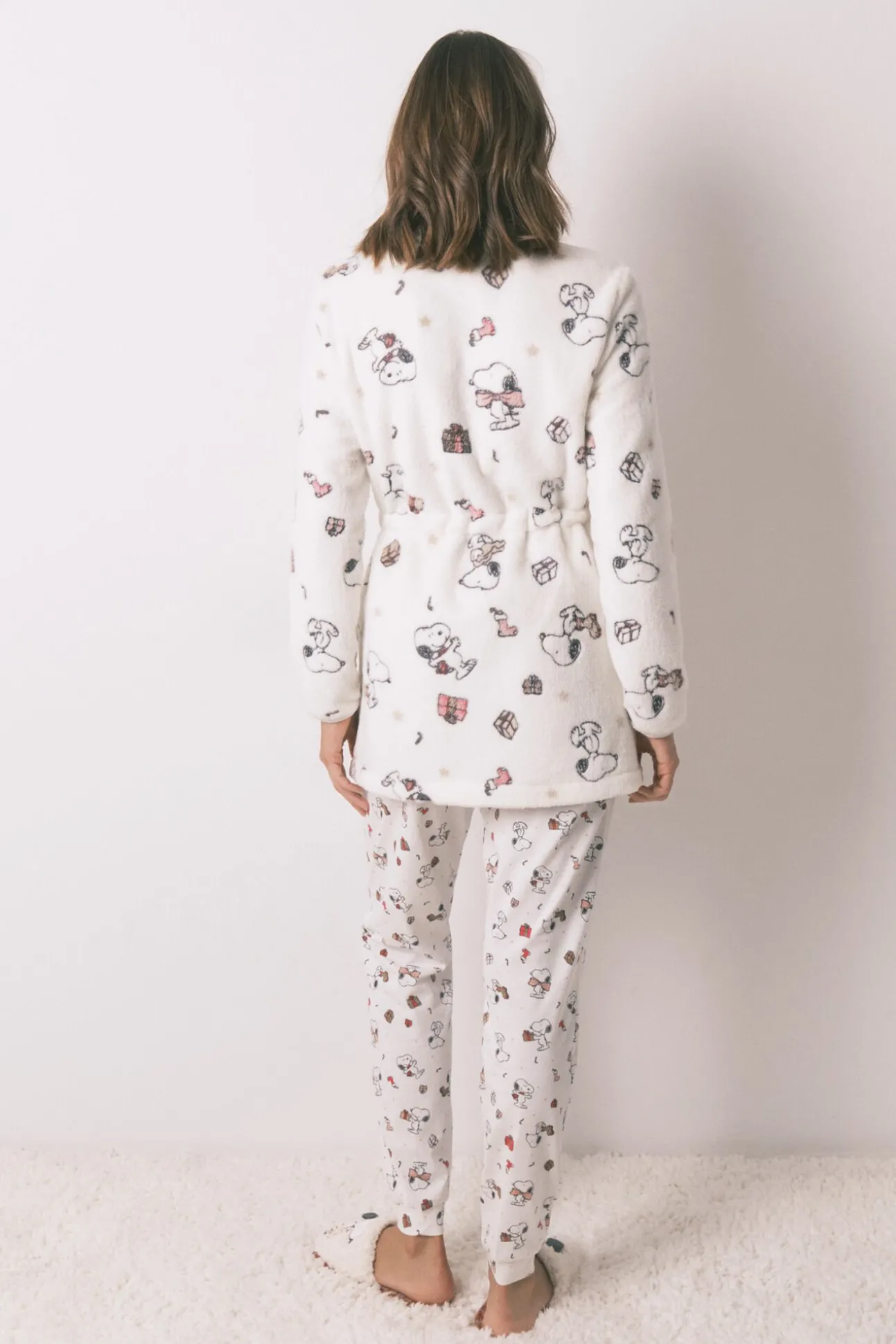 Bata corta polar blanco estampado Snoopy