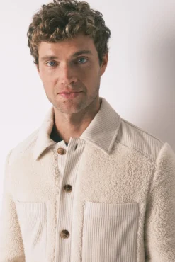 Bata media borreguito beige