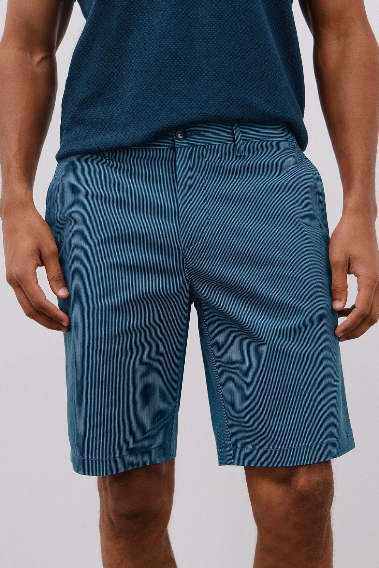 Bermuda chino estampada