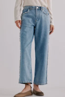 Berta. Vaqueros deshilachados