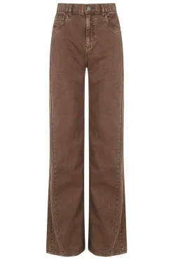 Beth. Vaqueros efecto lavado