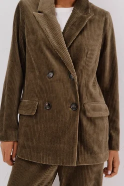 Blazer de mujer cruzada de pana