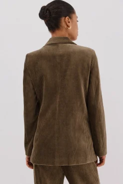 Blazer de mujer cruzada de pana