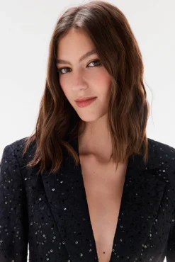 Blazer entallada de lentejuelas