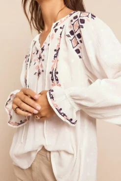 Blusa bordada