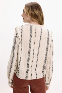 Blusa con bordados de algodón