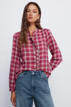 Blusa cuadros volante tapeta