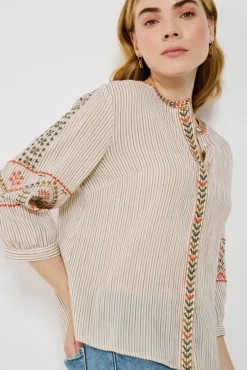 Blusa de algodón con bordados étnicos