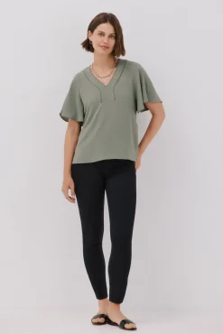 Blusa encaje volantes