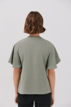 Blusa encaje volantes