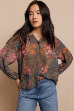 Blusa estampada fluida