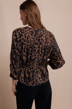Blusa frunces estampada