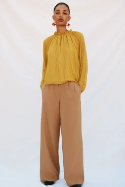 Blusa frunces fluida