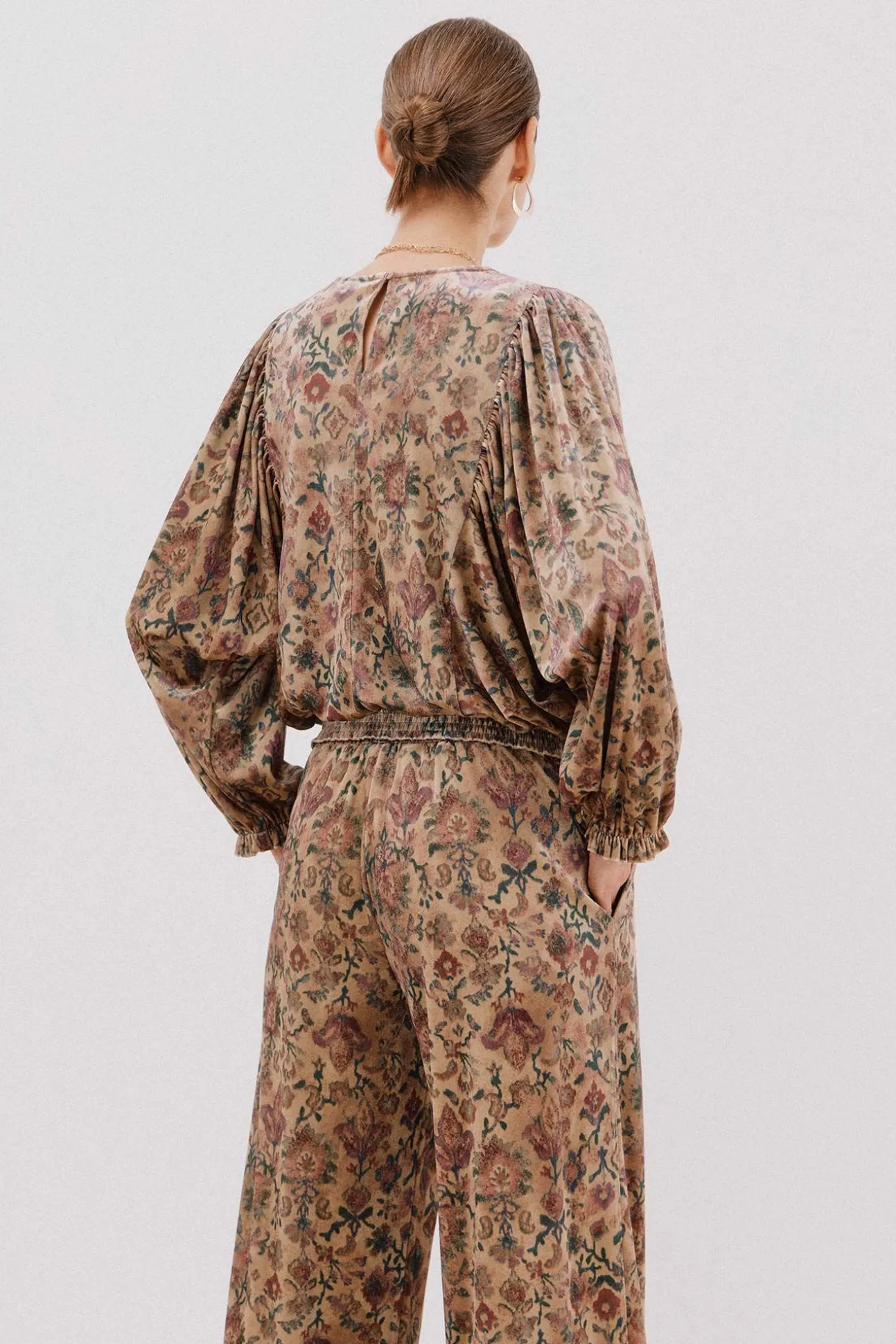 Blusa terciopelo estampada