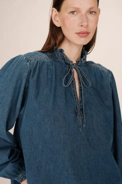 Blusa vaquera de manga larga