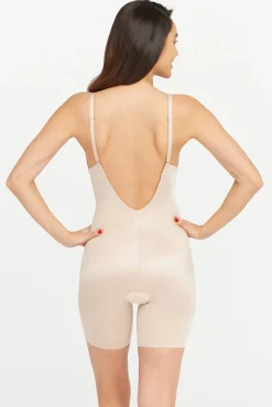 Body reductor escote U beige Spanx