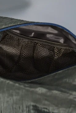 Bolso bandolera nylon kaki satinado