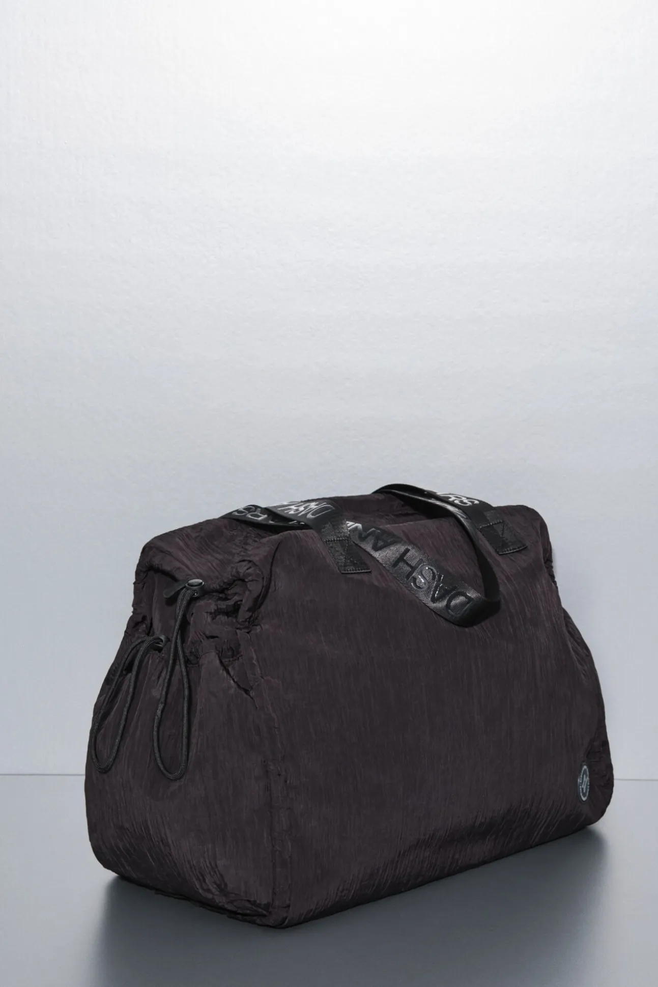 Bolso viaje nylon negro satinado